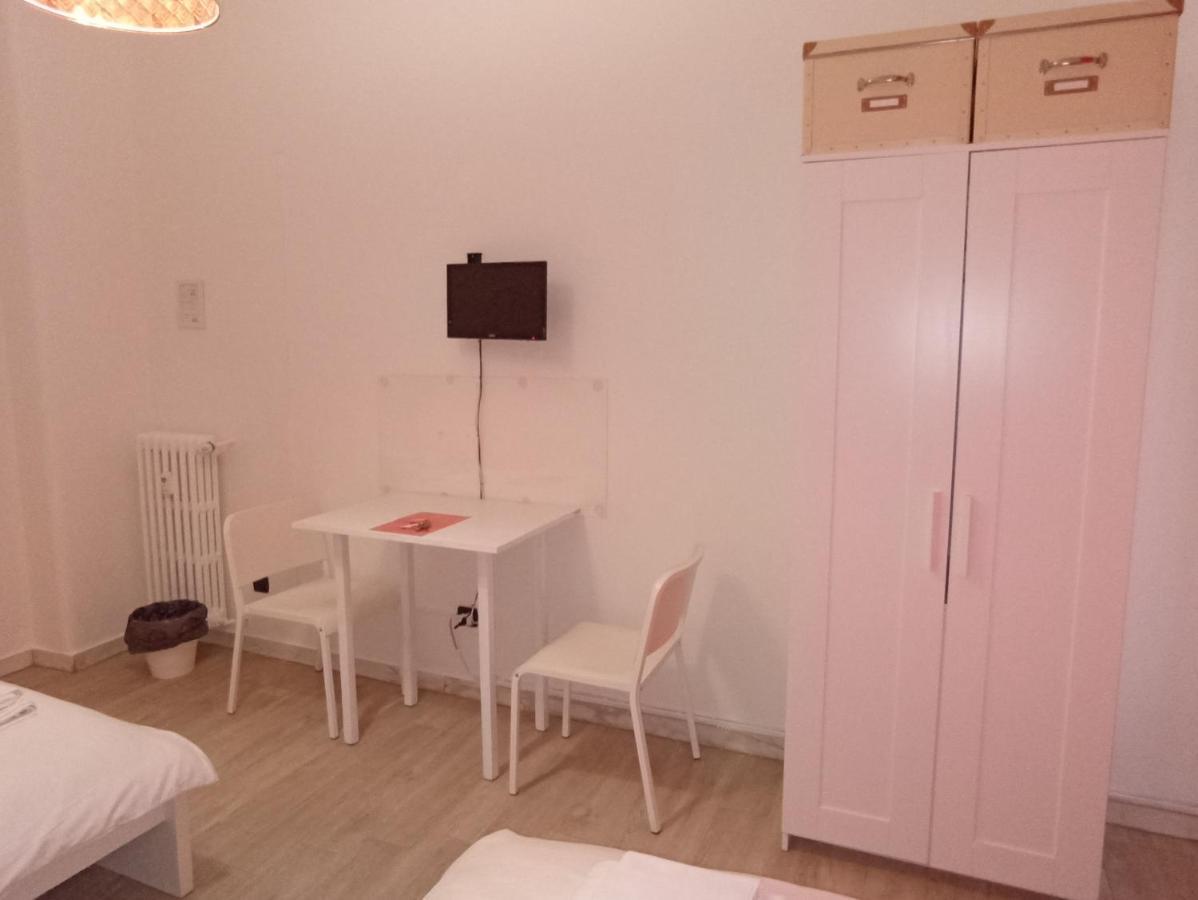 Mc Guest House โรม ภายนอก รูปภาพ